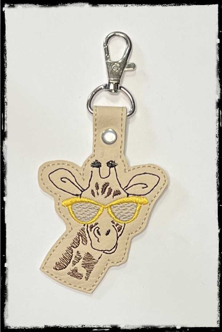 GIRAFFE KEY CHAIN