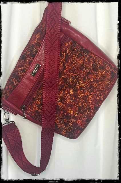 PULMERIA MAROON CROSSBODY PURSE